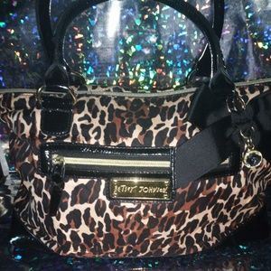 Betsey Johnson purse 🖤